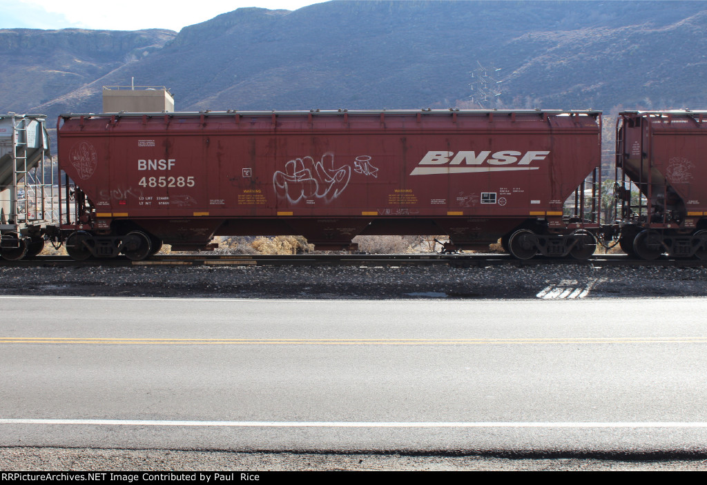 BNSF 485285